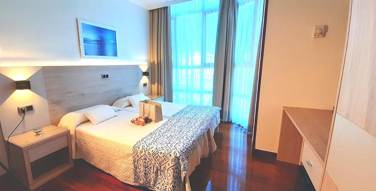 Hotel Nueva Plaza Малианьо Экстерьер фото