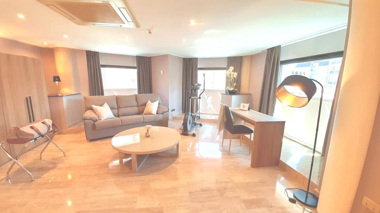 Hotel Nueva Plaza Малианьо Экстерьер фото