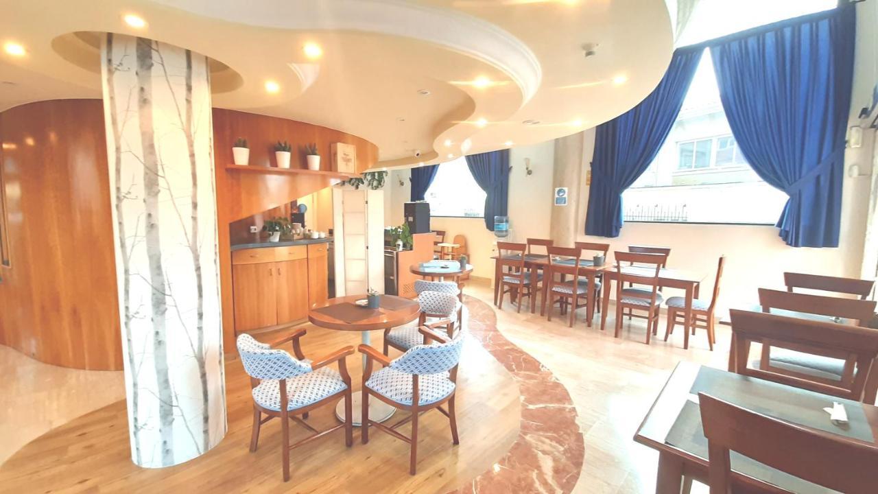 Hotel Nueva Plaza Малианьо Экстерьер фото