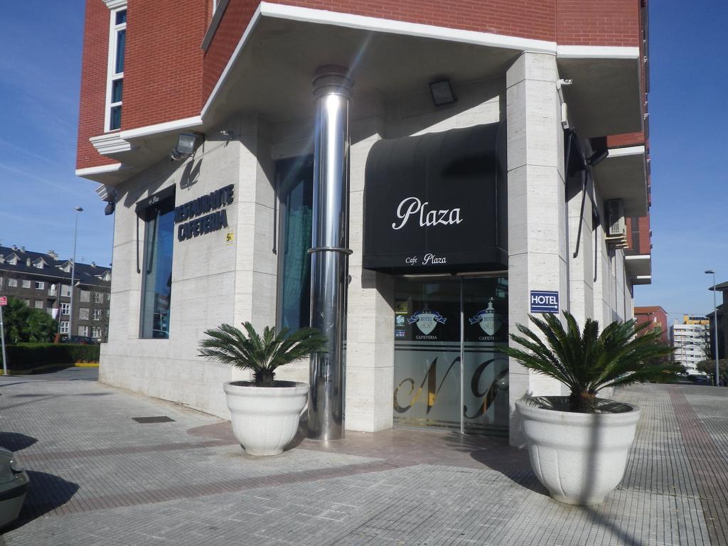 Hotel Nueva Plaza Малианьо Экстерьер фото